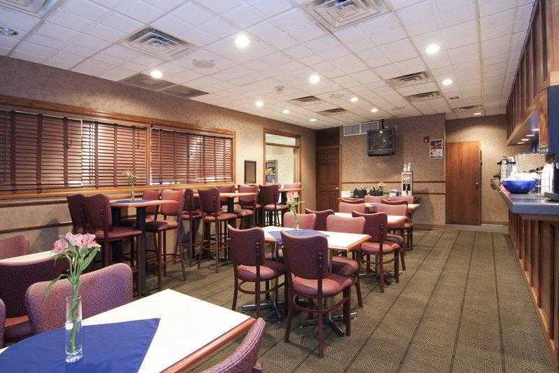 Norwood Inn & Suites Mankato North Mankato Restaurant foto