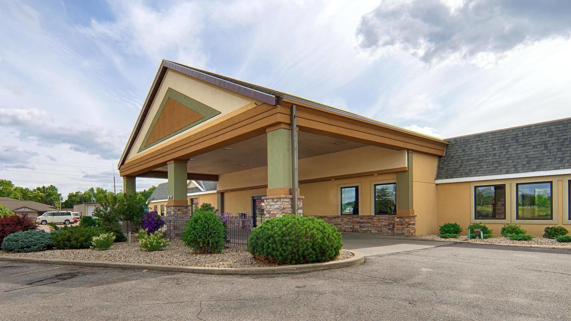 Norwood Inn & Suites Mankato North Mankato Exterior foto